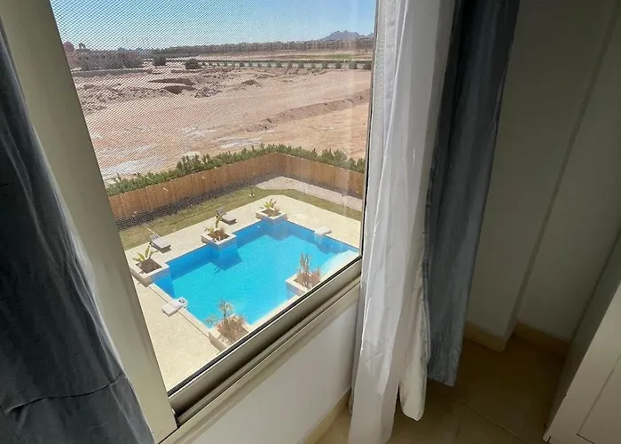 In 2 Bedrooms Landscaped And Pool Apartment